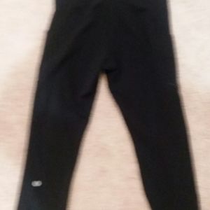 Lululemon  speed up tight crop
